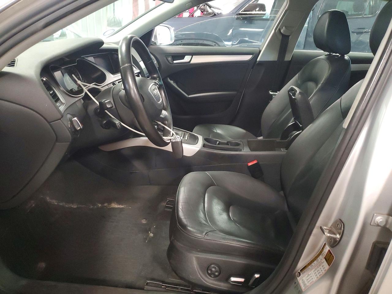 2013 Audi A4 Premium Silver vin: WAUBFAFLXDN011768