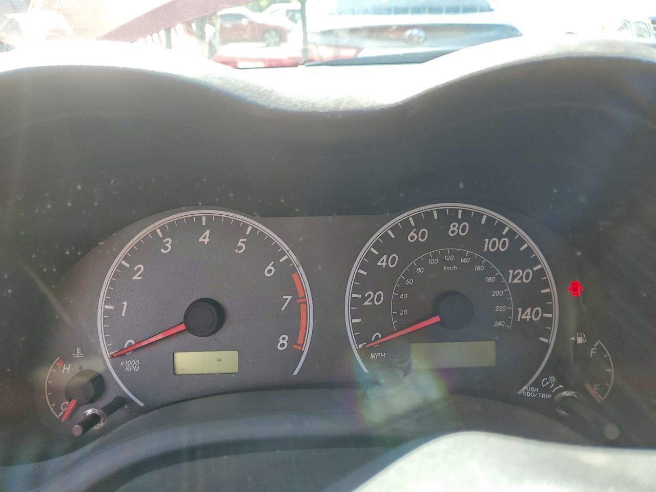 2011 Toyota Corolla Le Красный vin: 2T1BU4EE2BC750193