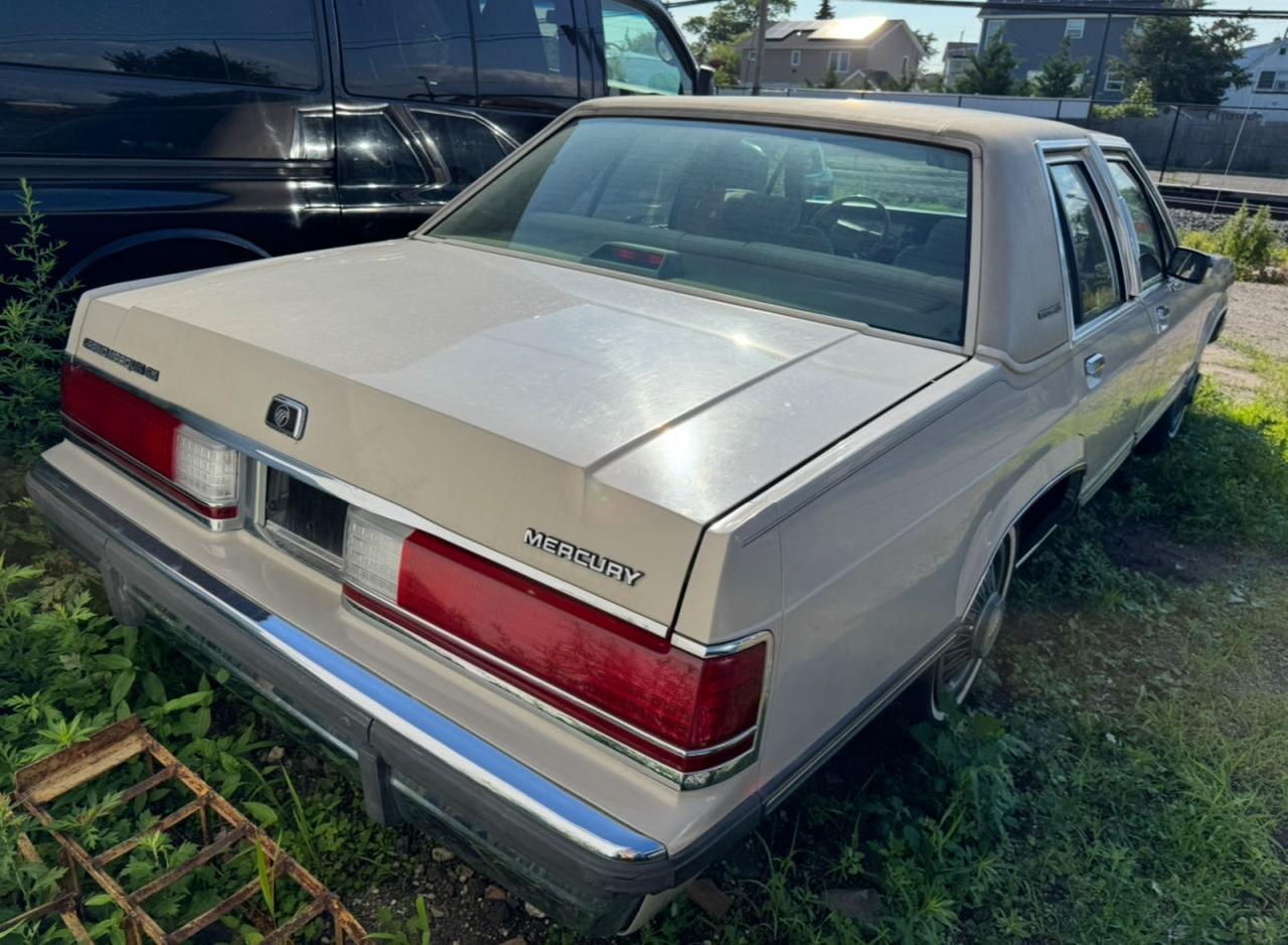 1988 Mercury Grand Marquis Gs Желто-коричневый vin: 2MEBM74F0JX644796