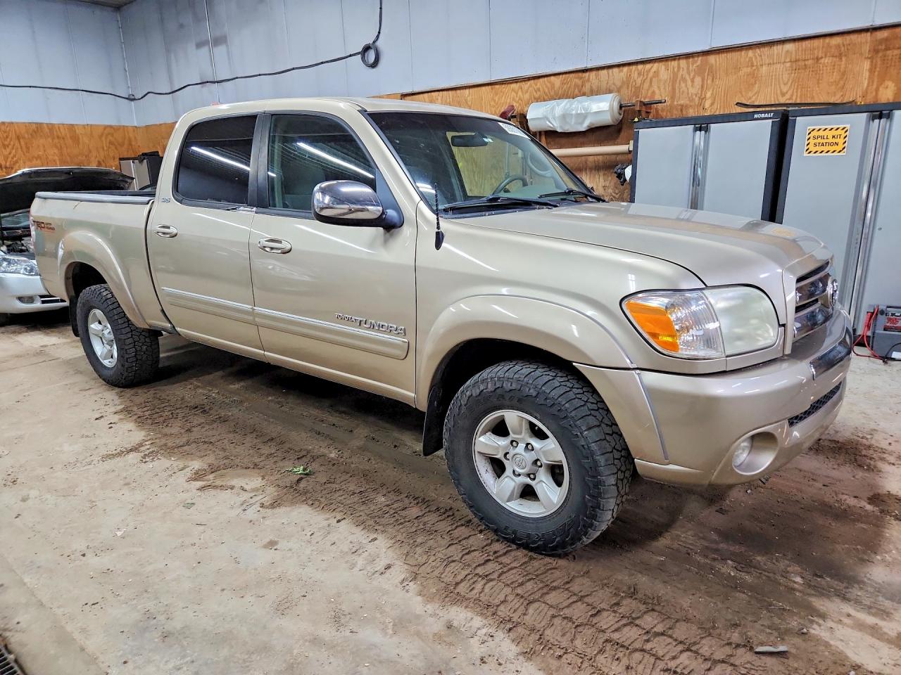 2005 Toyota Tundra Double Cab Sr5 Tan vin: 5TBET34185S496664
