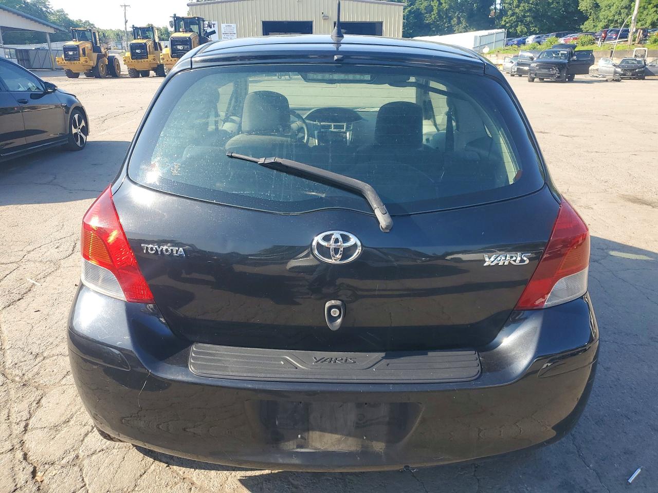 2010 Toyota Yaris Base Black vin: JTDJT4K32A5322962