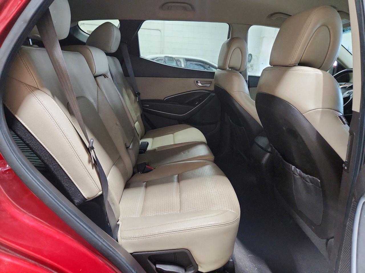 2013 Hyundai Santa Fe Sport 2.0t Silver vin: 5XYZUDLA8DG005261