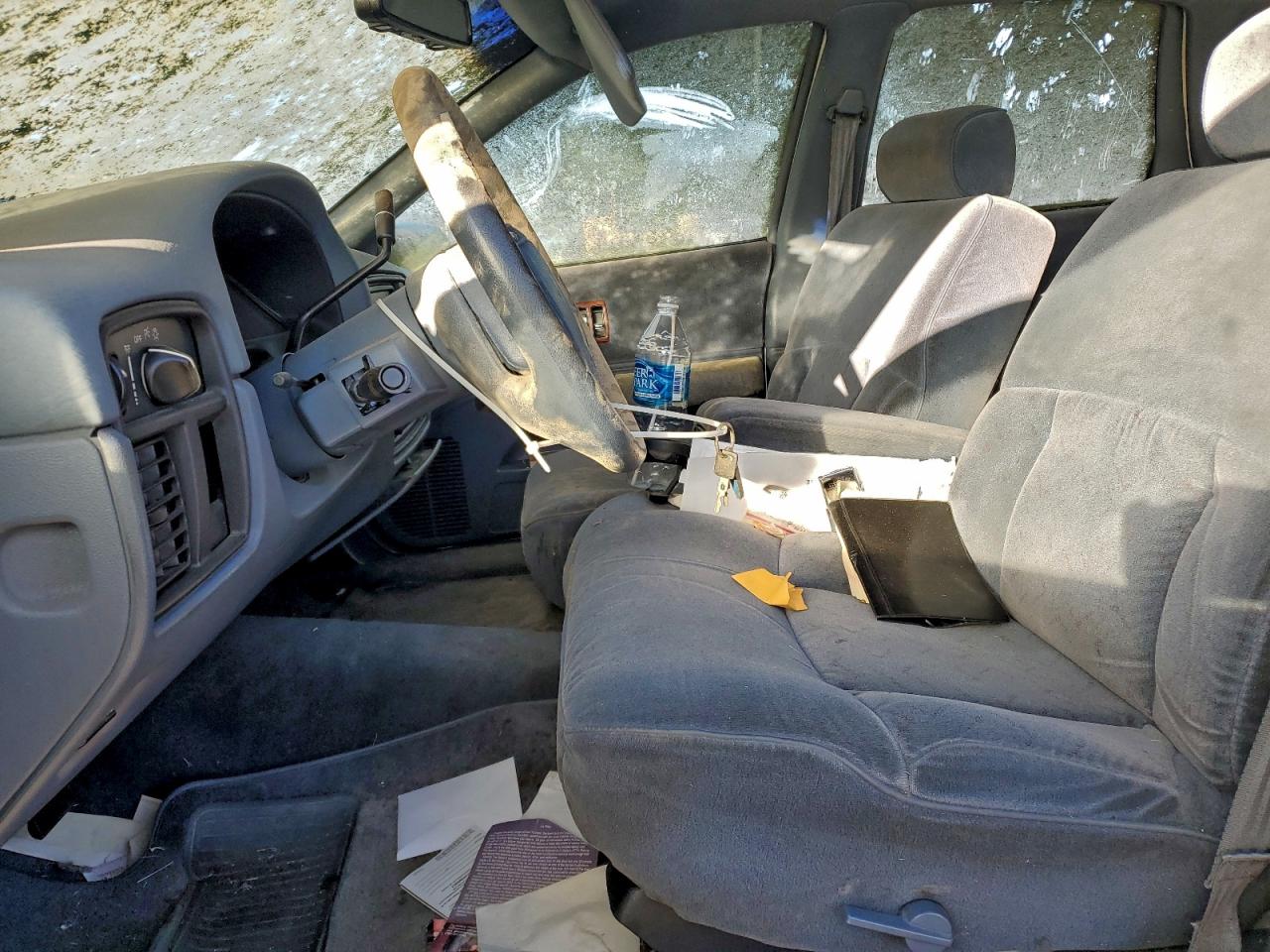 1996 Chevrolet Caprice Classic White vin: 1G1BL52W7TR185008