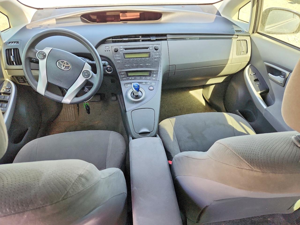 2011 Toyota Prius Two Черный vin: JTDKN3DU6B1417953