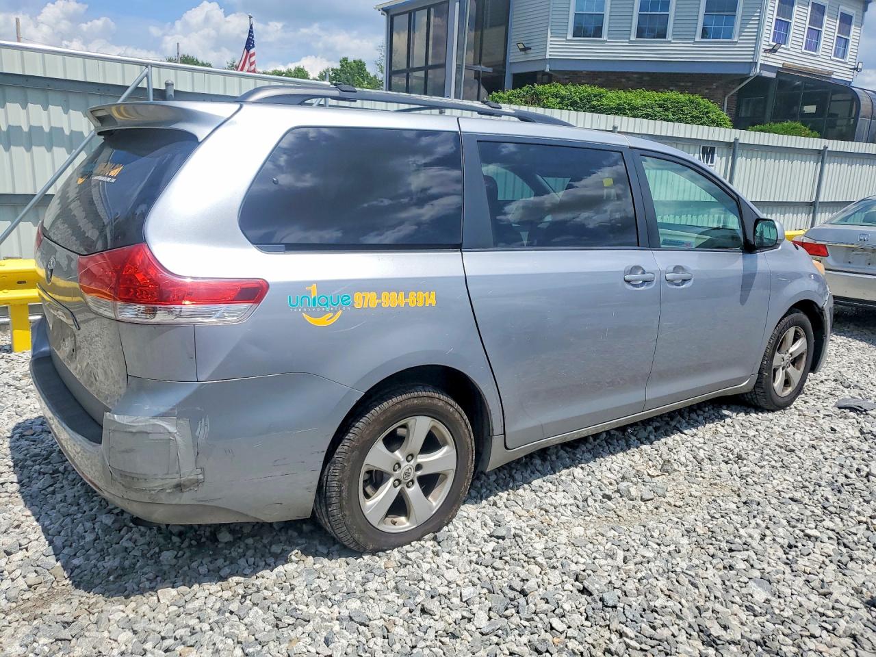 2012 Toyota Sienna Le Silver vin: 5TDKK3DC2CS179846