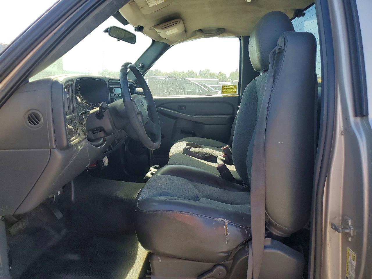2006 Chevrolet Silverado C2500 Heavy Duty Tan vin: 1GCHC24U86E218766