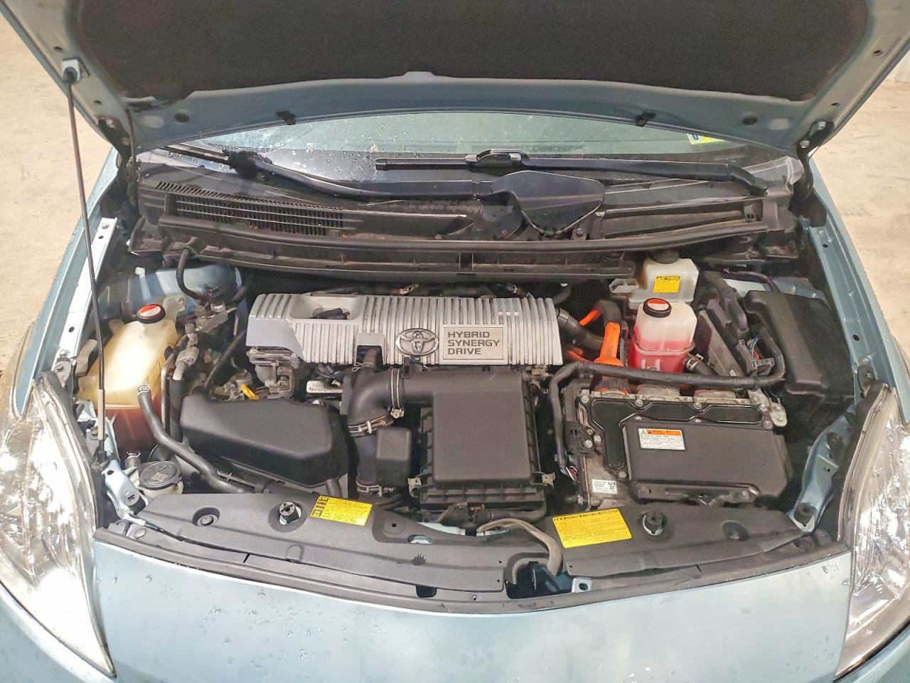 2014 Toyota Prius Three Синий vin: JTDKN3DU3E1815061