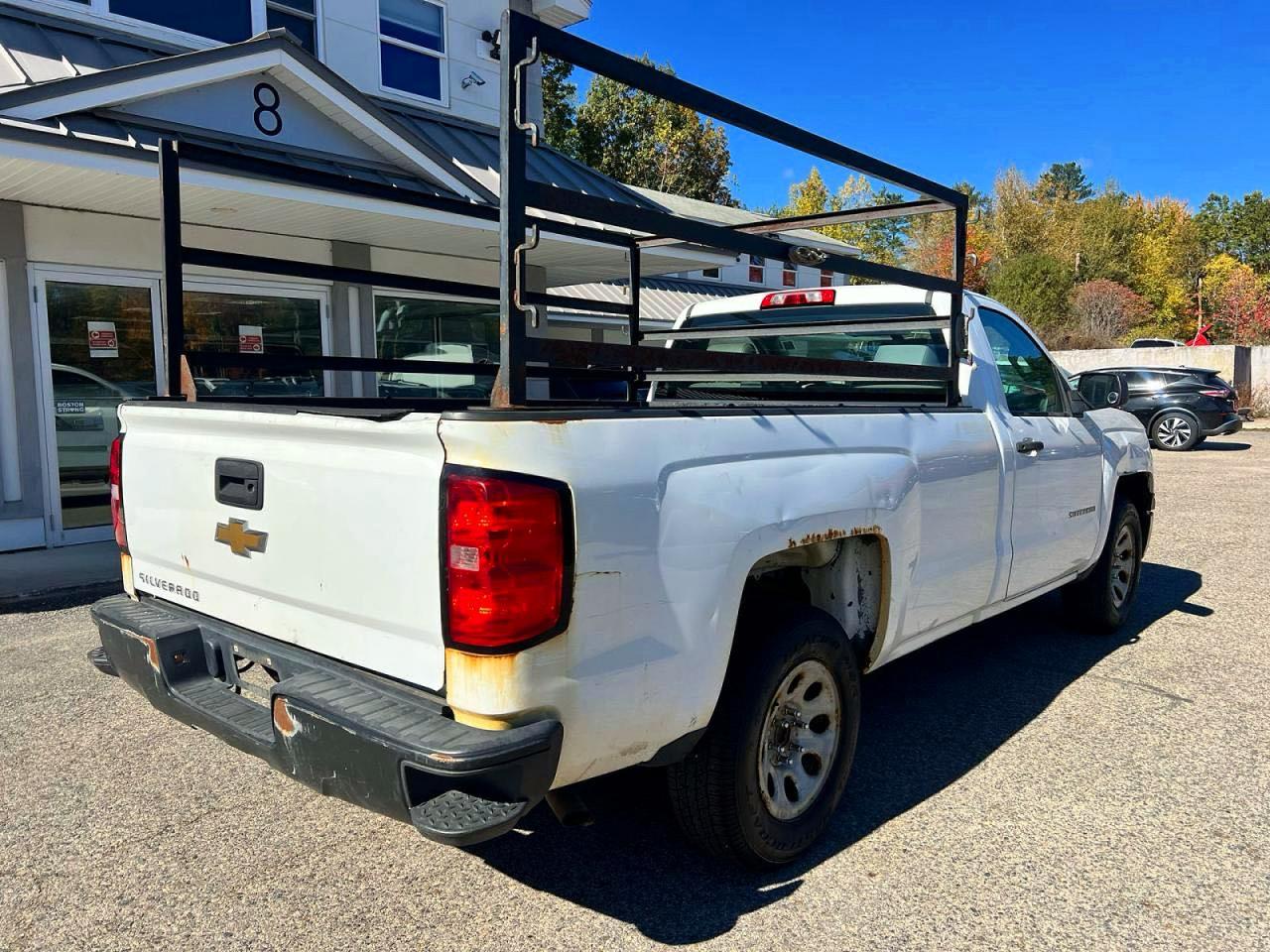 2014 Chevrolet Silverado C1500 White vin: 1GCNCPEH2EZ222255