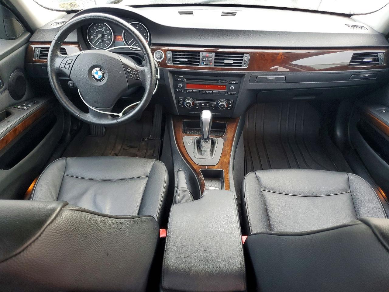 2011 Bmw 328 Xi Черный vin: WBAPK7C58BA972626