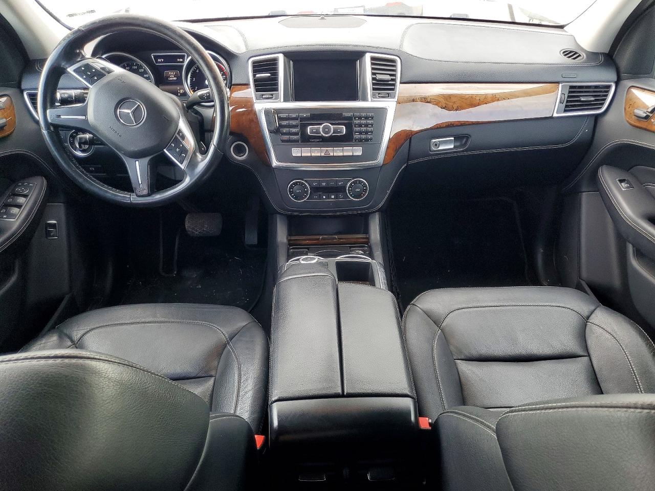 2014 Mercedes-benz Ml 550 4matic White vin: 4JGDA7DB3EA374862