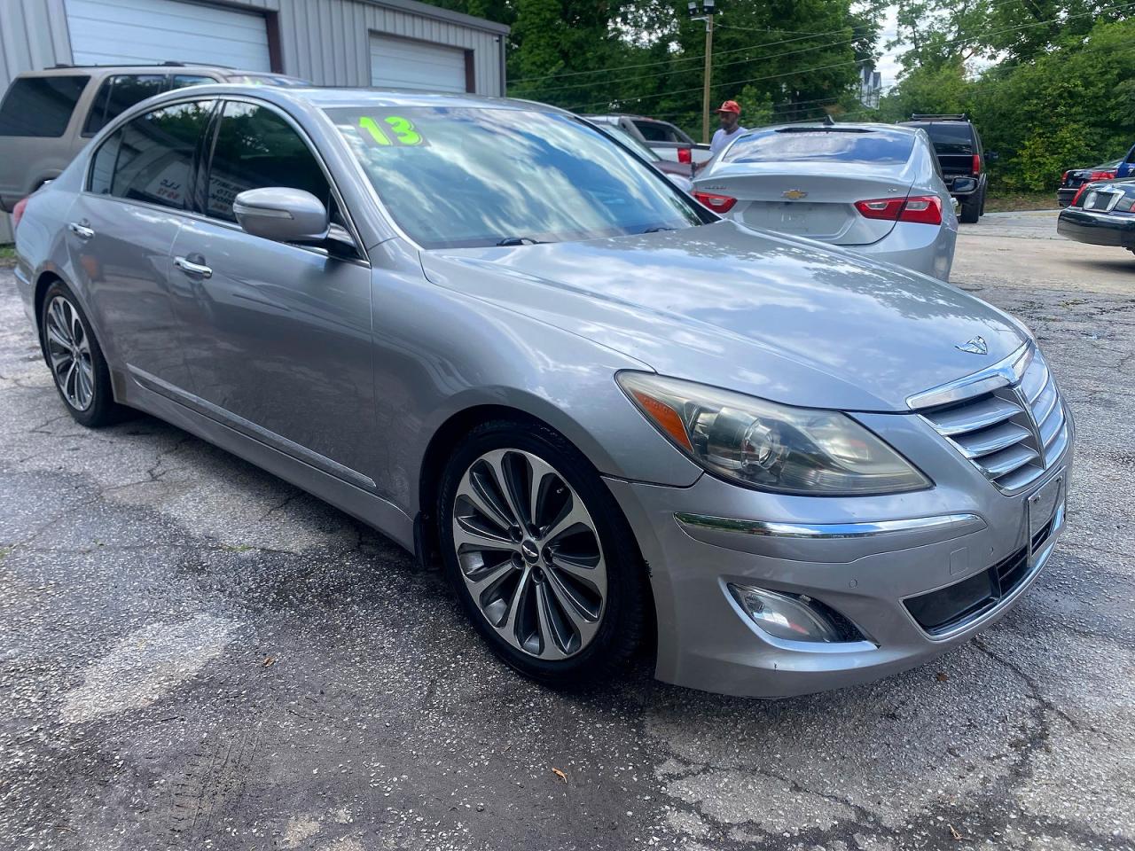 2013 Hyundai Genesis 5.0l Silver vin: KMHGC4DHXDU241748