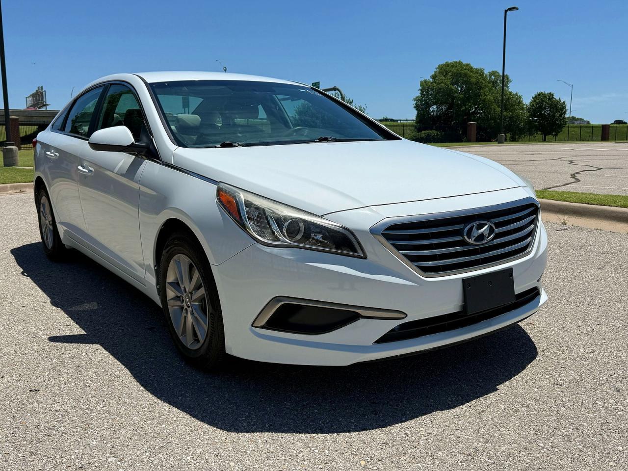 2016 Hyundai Sonata Se White vin: 5NPE24AF7GH265764