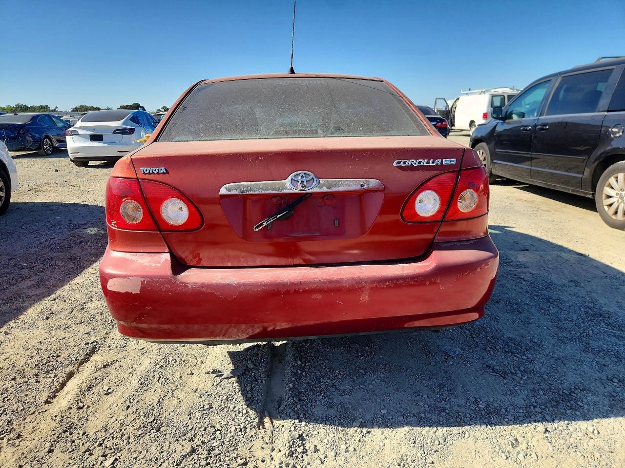 2005 Toyota Corolla Ce Red vin: JTDBR32E850053948