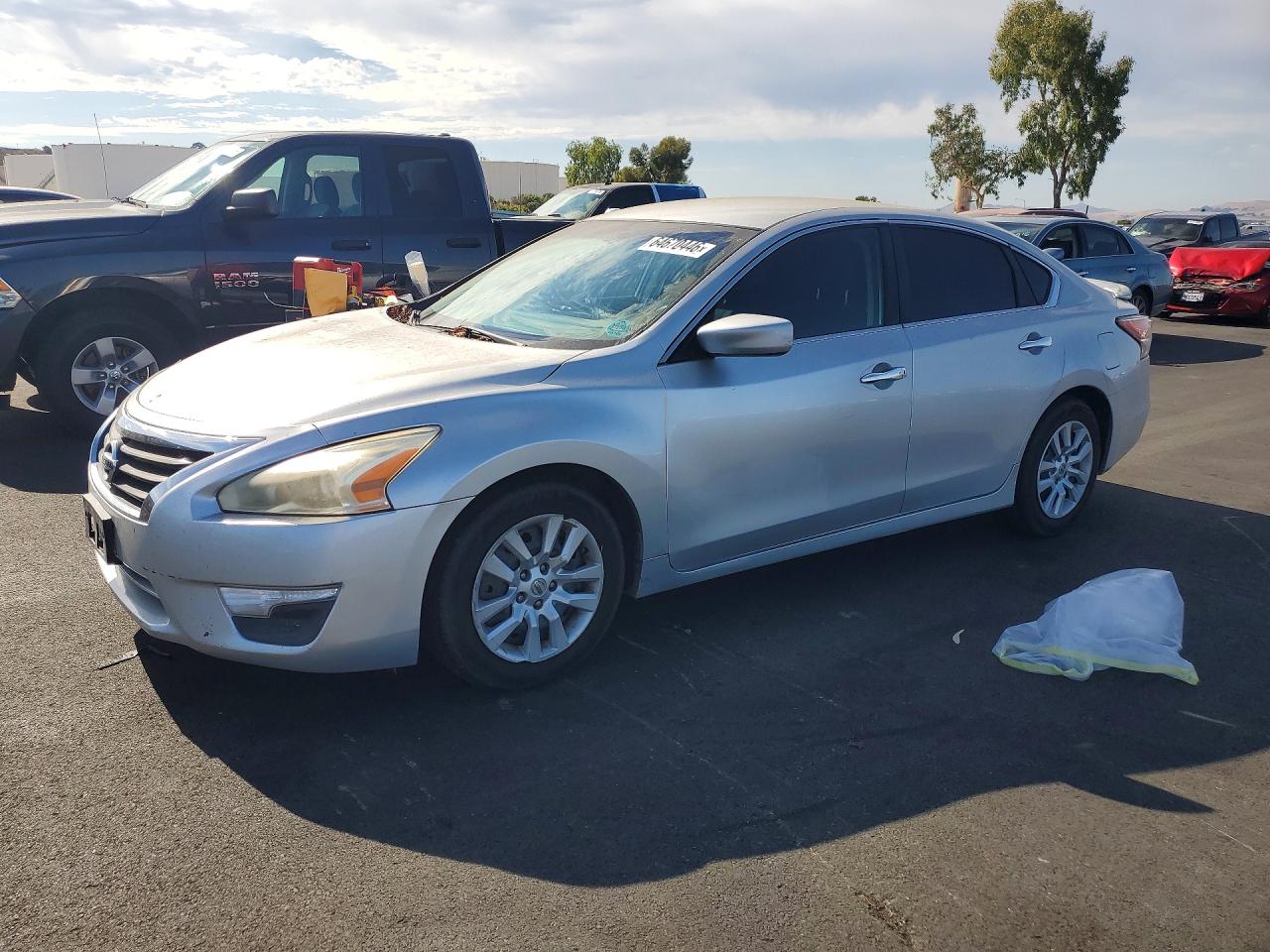 2015 Nissan Altima 2.5 S Silver vin: 1N4AL3AP1FC444493