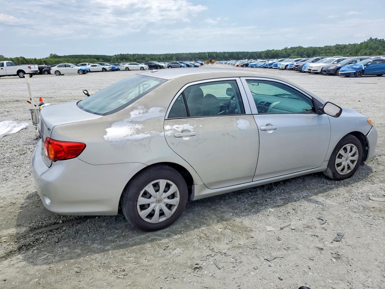 2010 Toyota Corolla Le Silver vin: 2T1BU4EE3AC290945