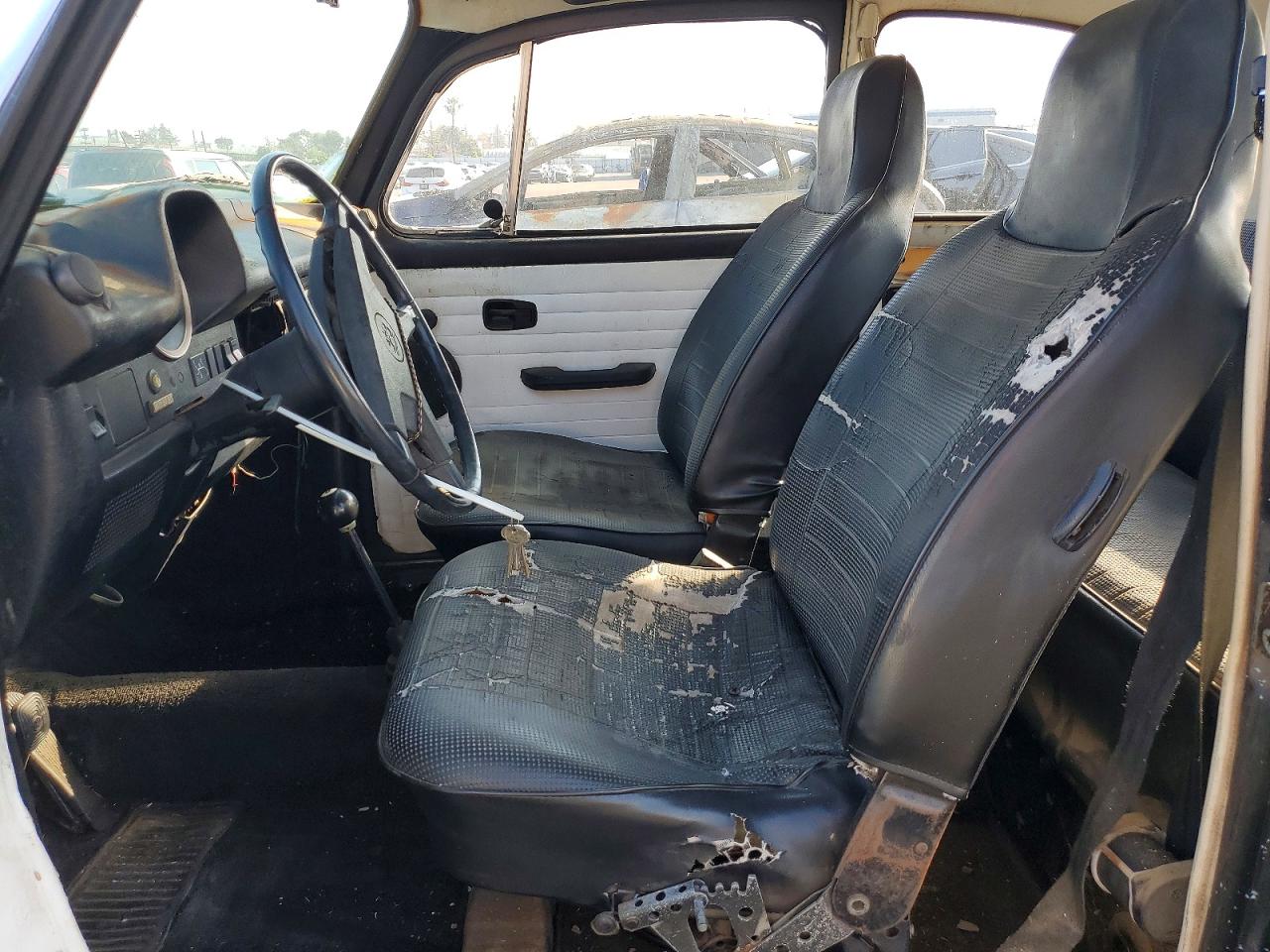 1973 Volkswagen Beetle Двухцветный vin: 1332407156