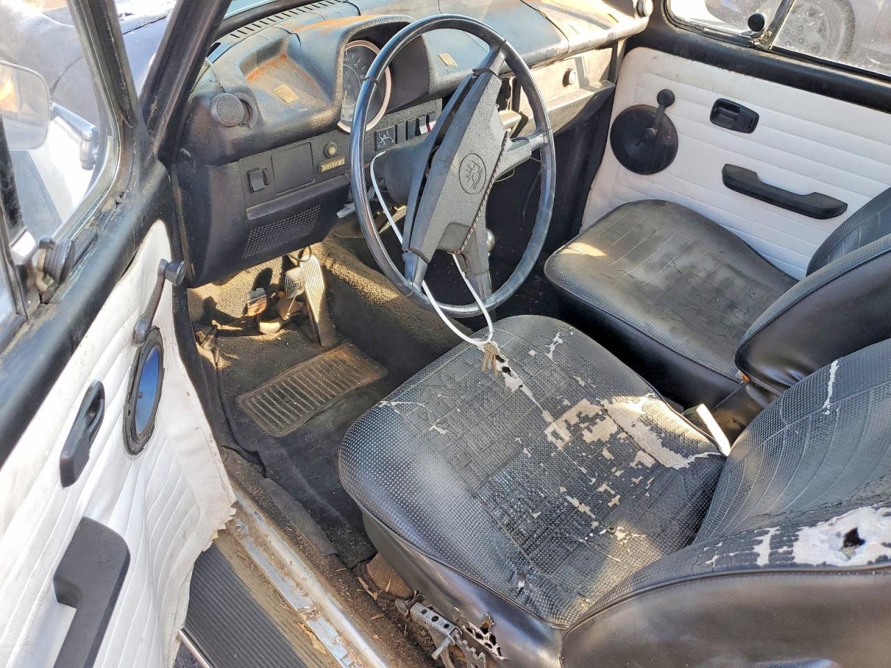 1973 Volkswagen Beetle Двухцветный vin: 1332407156