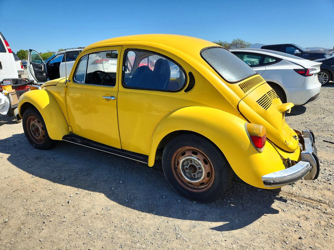 1973 Volkswagen Bettle Yellow vin: 1332747790