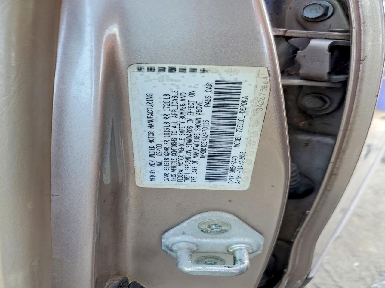 2001 Toyota Corolla Le Золотой vin: 1NXBR12E41Z470115