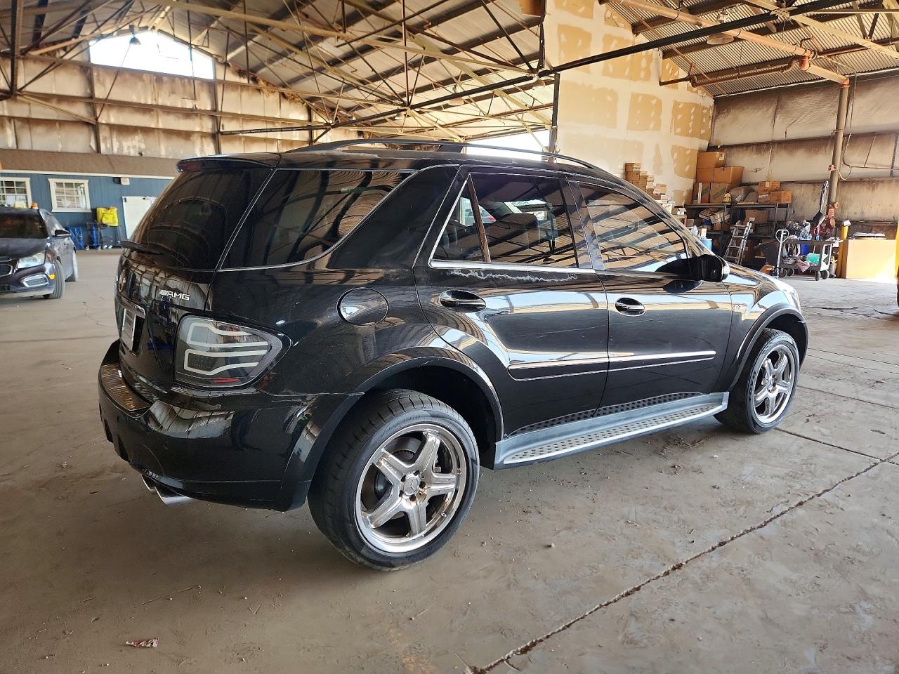 2007 Mercedes-benz Ml 63 Amg Черный vin: 4JGBB77E27A202383