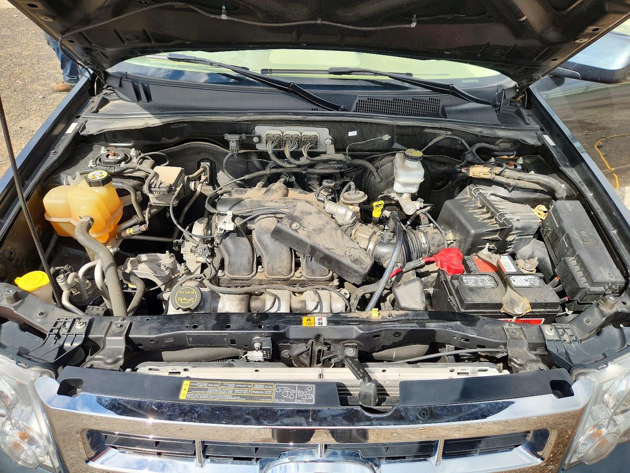 2008 Ford Escape Limited Silver vin: 1FMCU94198KE52758