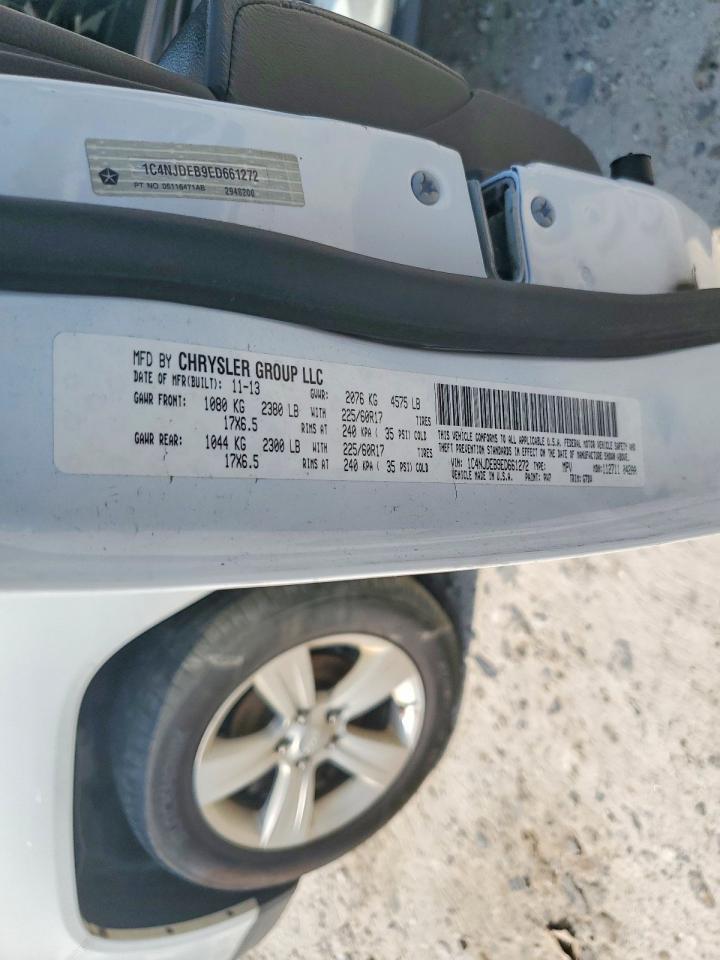 2014 Jeep Compass Latitude White vin: 1C4NJDEB9ED661272
