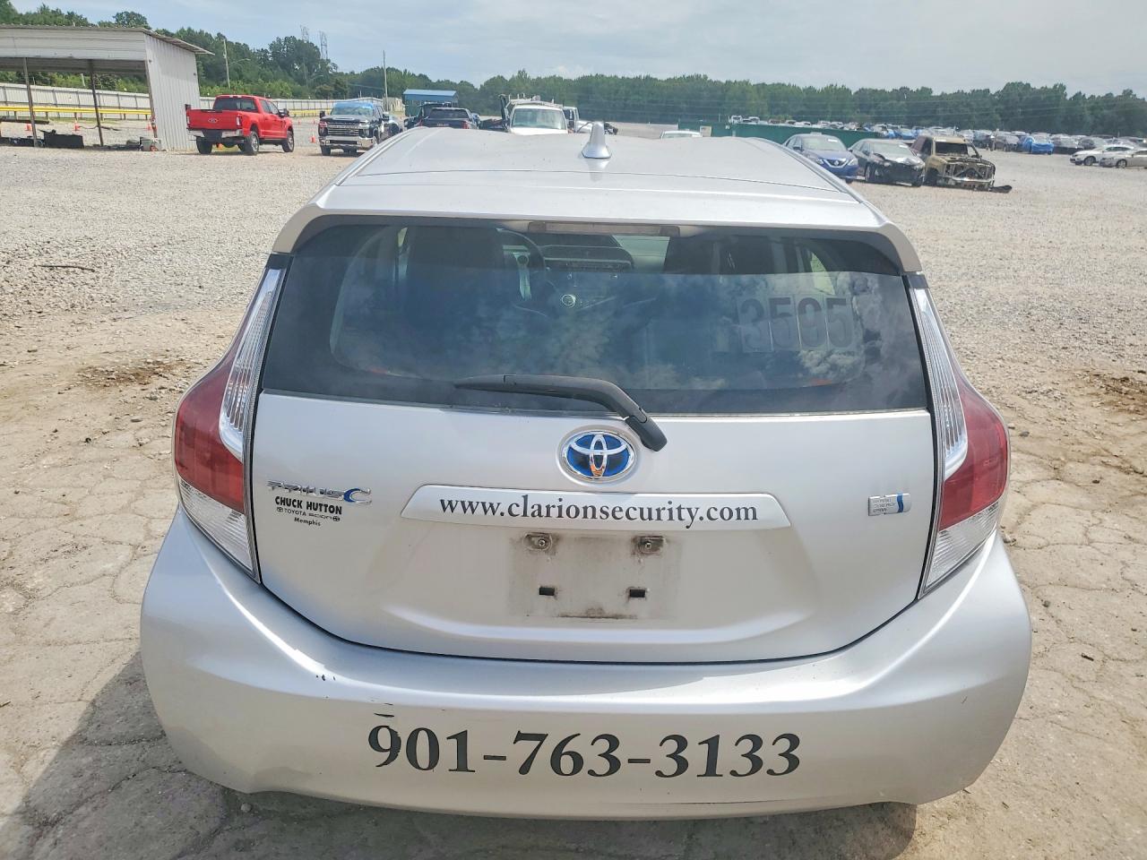 2015 Toyota Prius C One Silver vin: JTDKDTB39F1583595