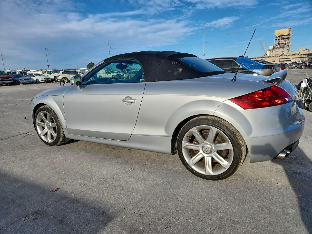 2009 Audi Tt Silver vin: TRULF38J591014502