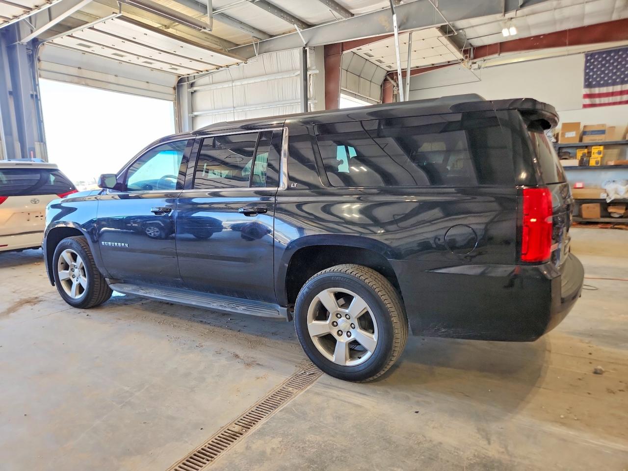 2015 Chevrolet Suburban K1500 Lt Black vin: 1GNSKJKC3FR202942