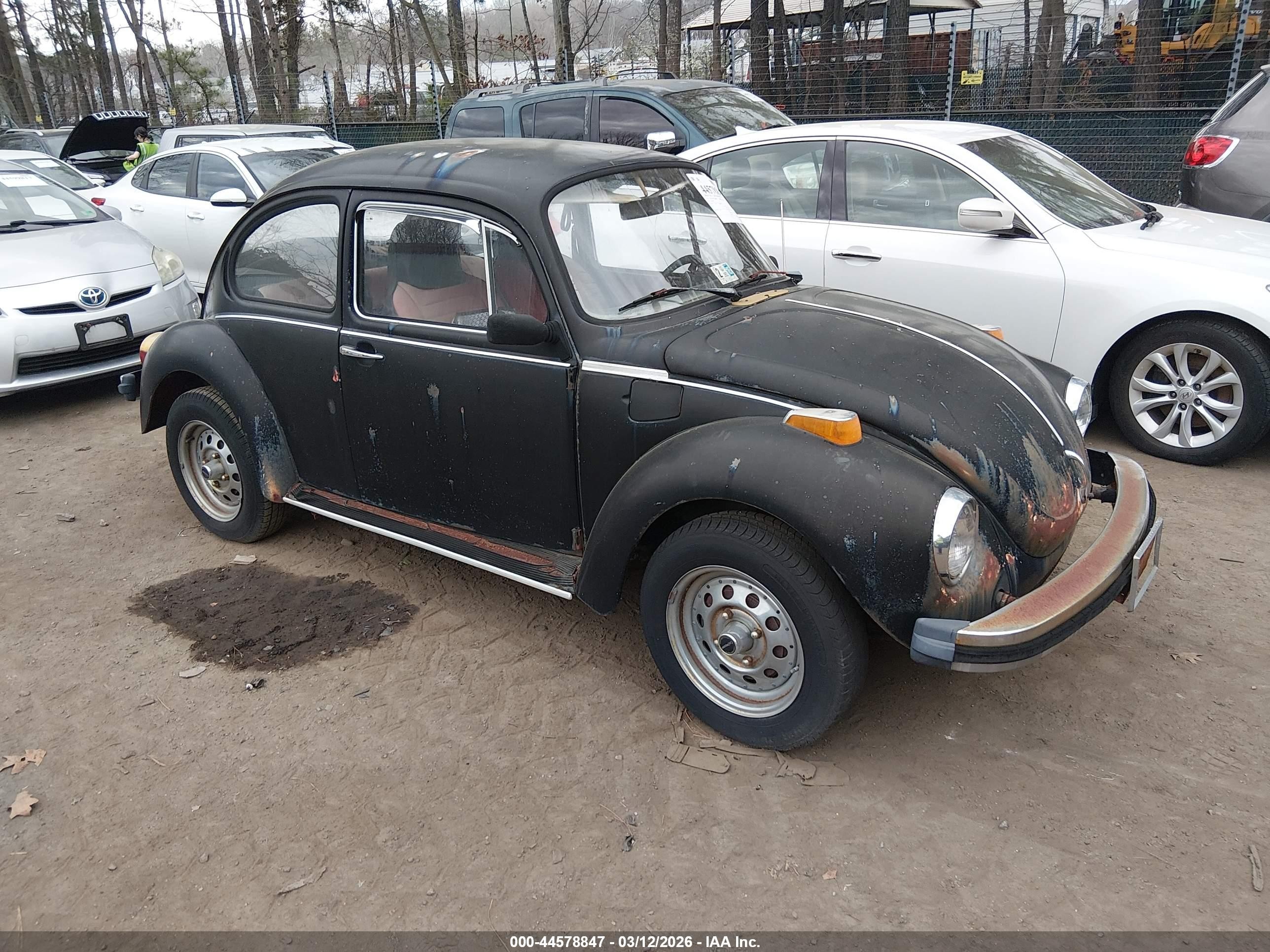 1974 Volkswagen Super Beetle   Black vin: 1342460413       