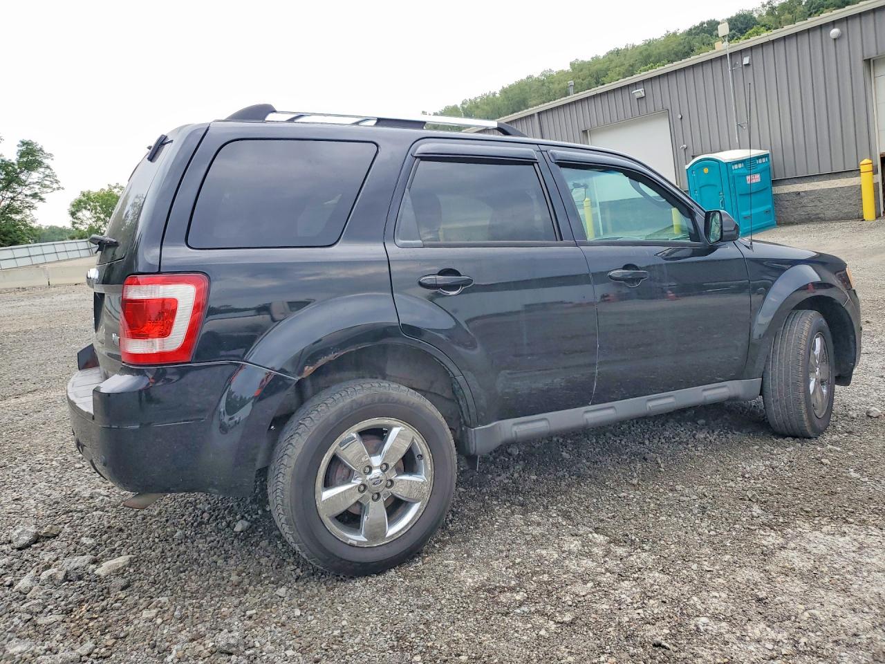 2010 Ford Escape Limited Черный vin: 1FMCU9EG0AKC47645