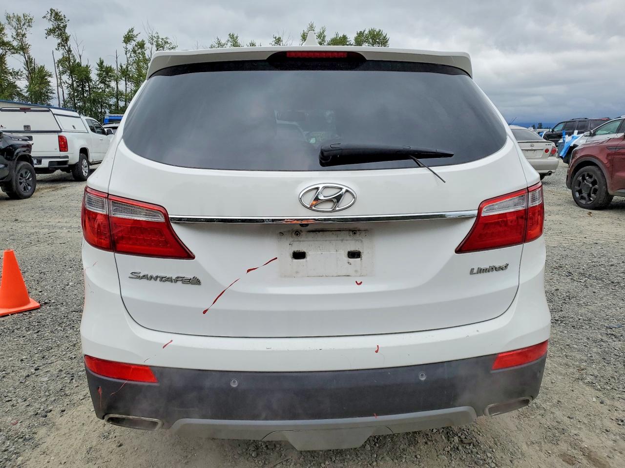 2014 Hyundai Santa Fe Limited White vin: KM8SR4HF8EU041602