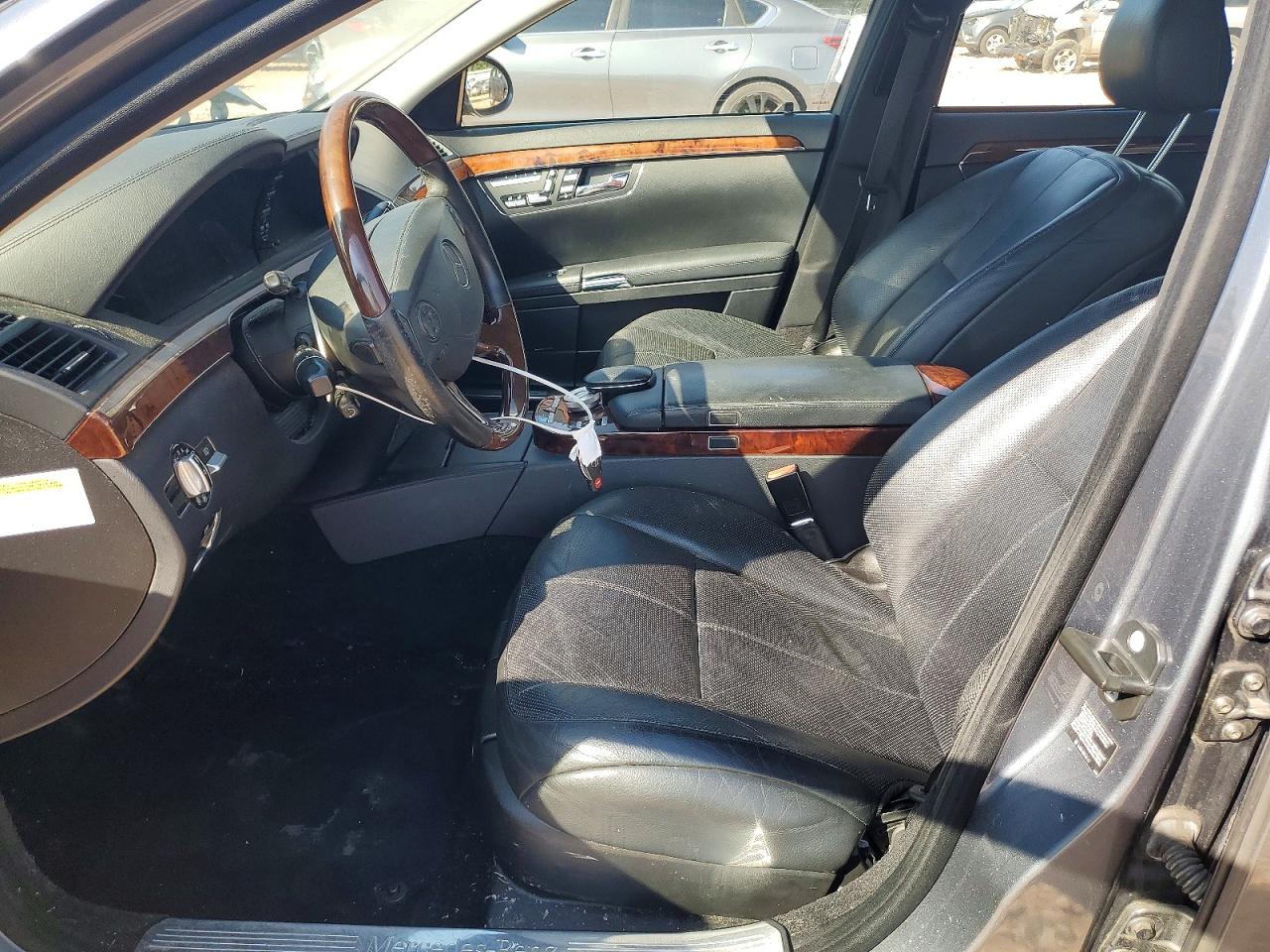2007 Mercedes-benz S 550 Серый vin: WDDNG71X77A074015