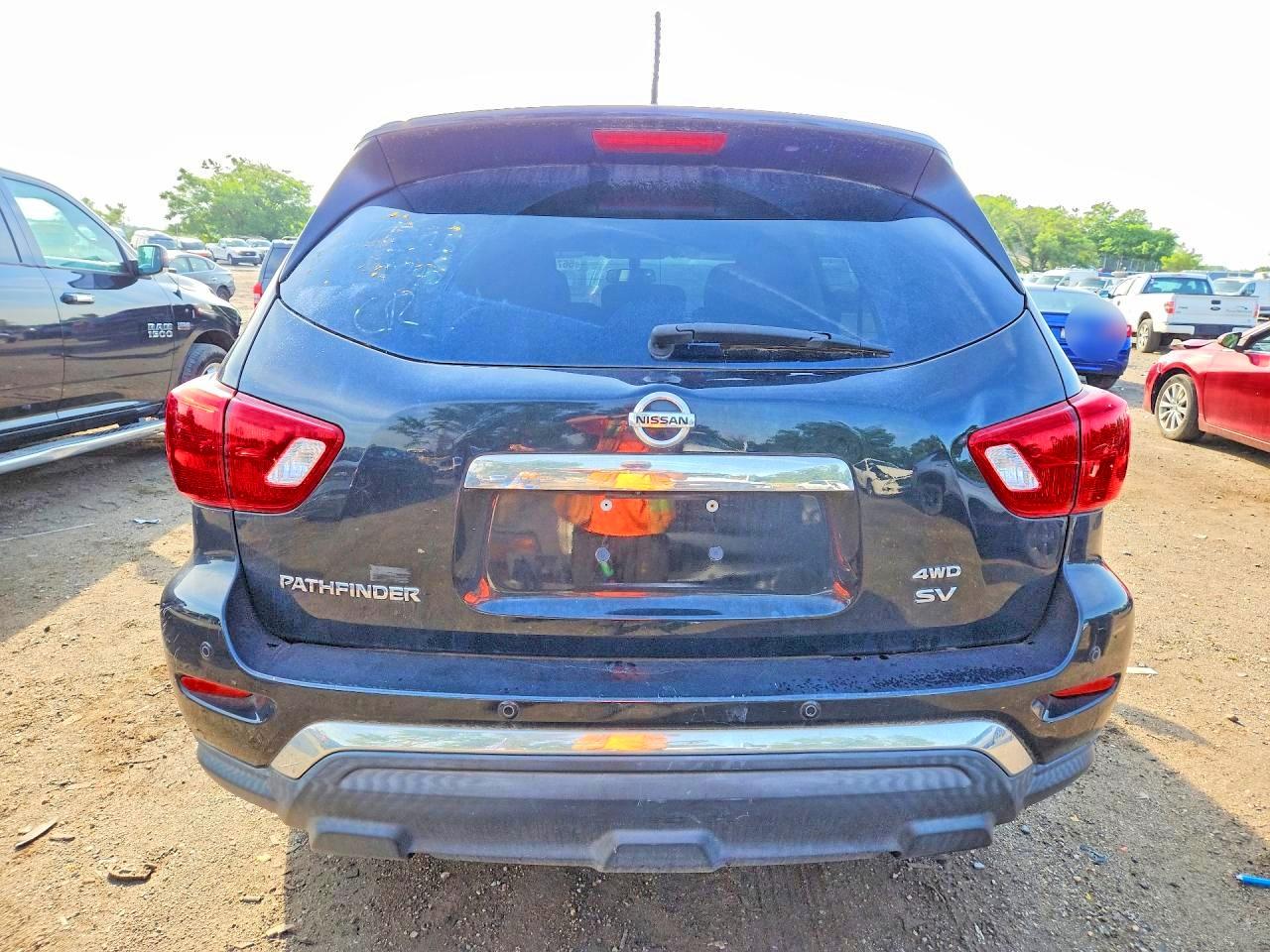 2018 Nissan Pathfinder Sv Black vin: 5N1DR2MM6JC603241