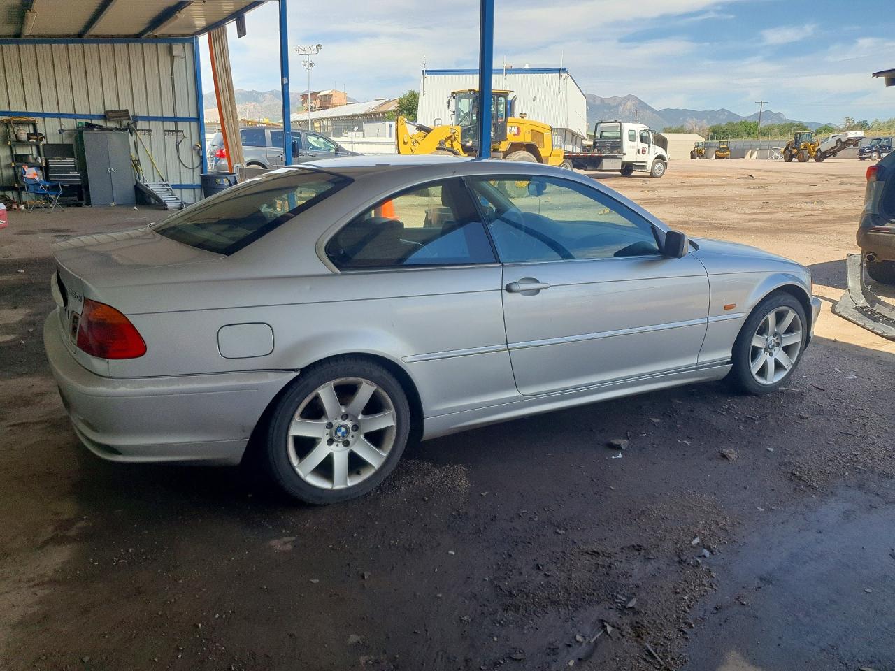 2001 Bmw 325 Ci Silver vin: WBABN33421JW49639
