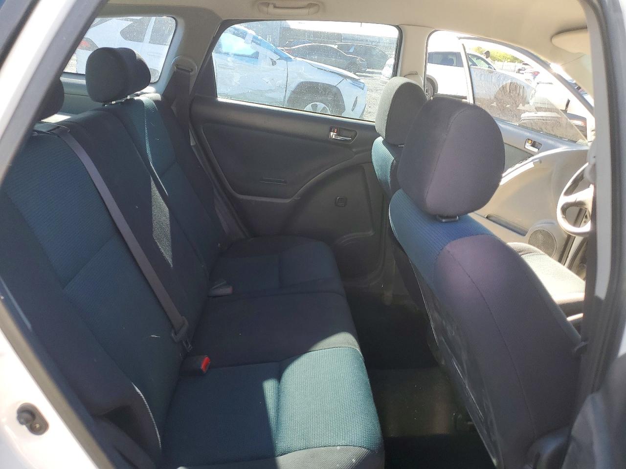 2005 Toyota Matrix Xr Белый vin: 2T1KR32E65C464464