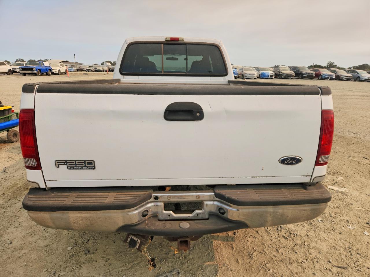2004 Ford F250 Super Duty White vin: 1FTNW20S94EB39327
