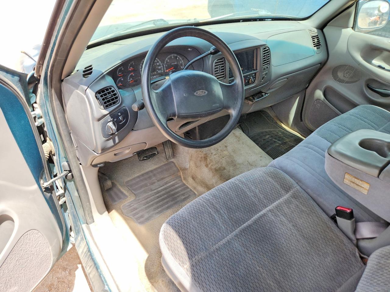 1997 Ford F150 Зеленый vin: 1FTDX1721VNB66435