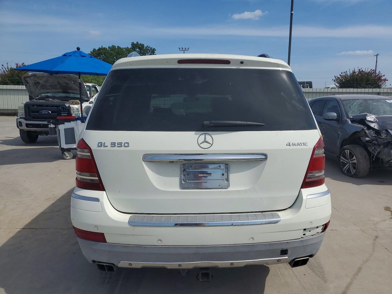2008 Mercedes-benz Gl 550 4matic Белый vin: 4JGBF86E88A367707