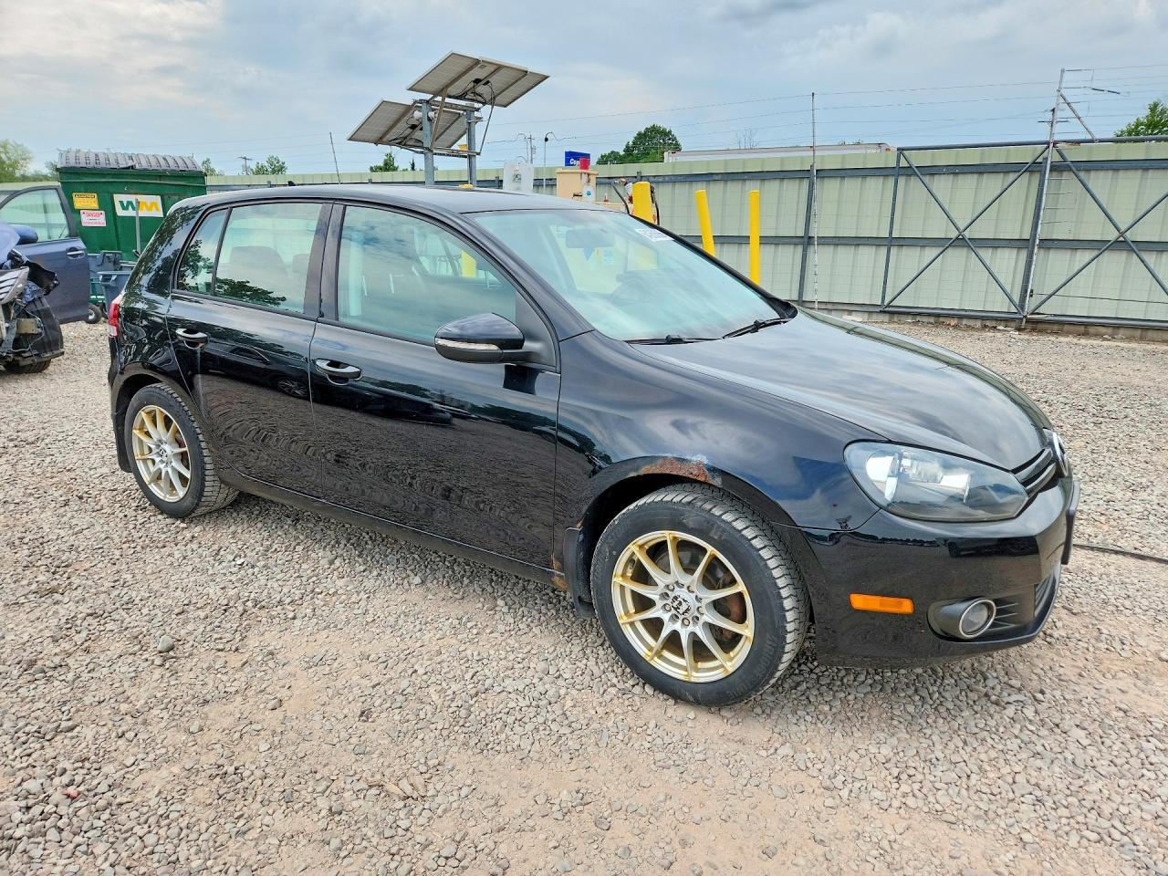 2013 Volkswagen Golf Black vin: WVWNM7AJ1DW123786