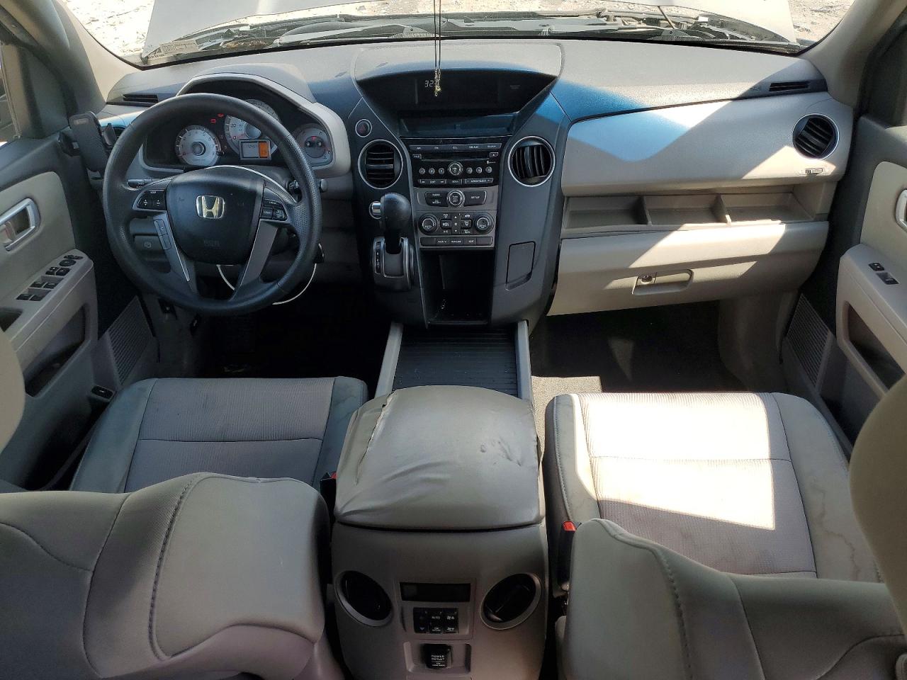 2012 Honda Pilot Ex Gray vin: 5FNYF4H45CB076822