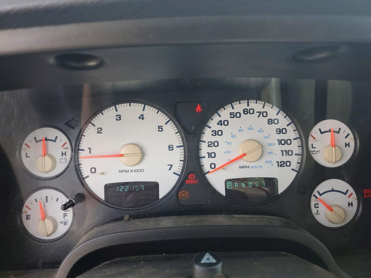 2005 Dodge Ram 1500 St White vin: 1D7HA16N05J593620