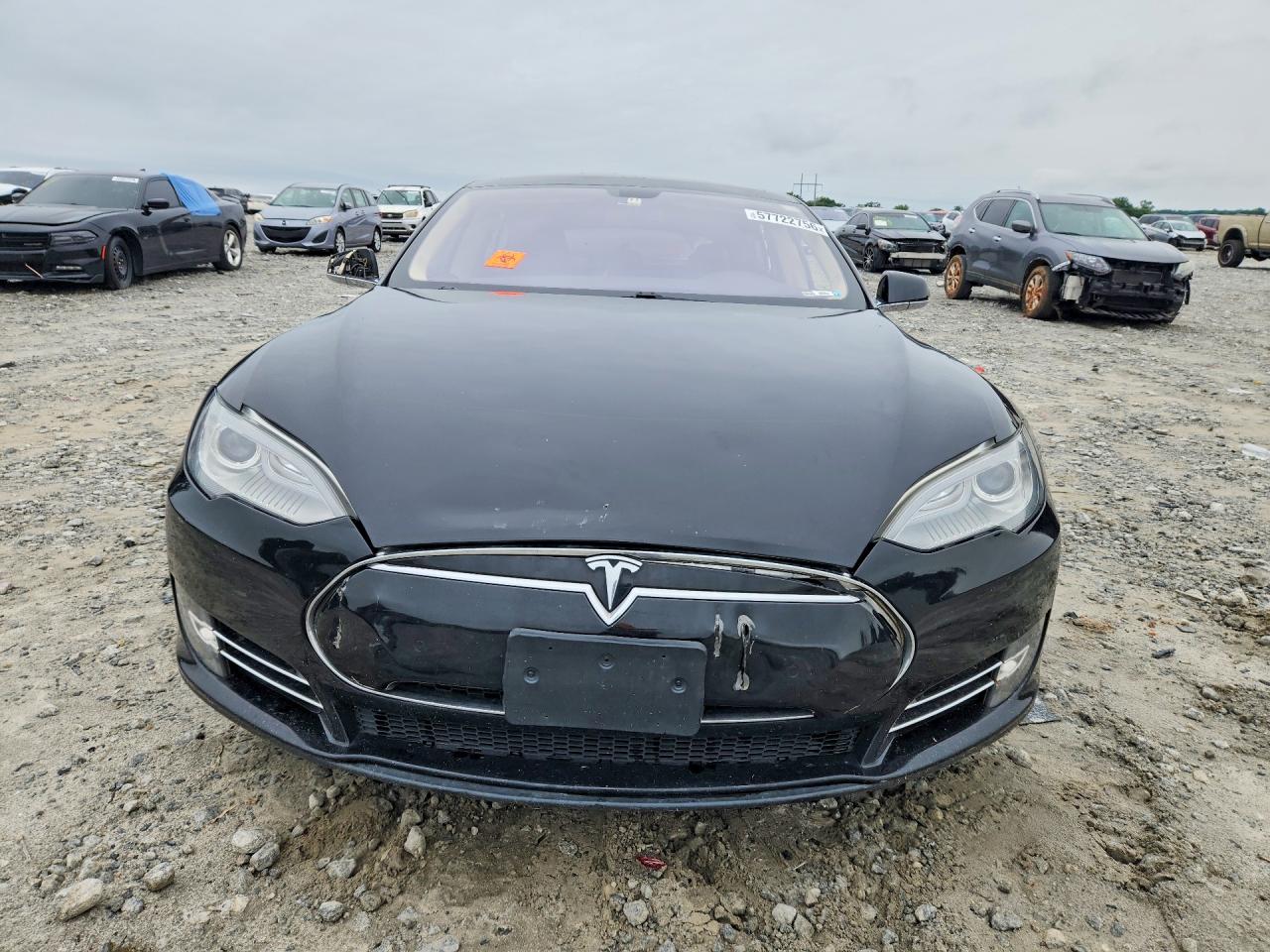 2013 Tesla Model S Black vin: 5YJSA1CN3DFP26350