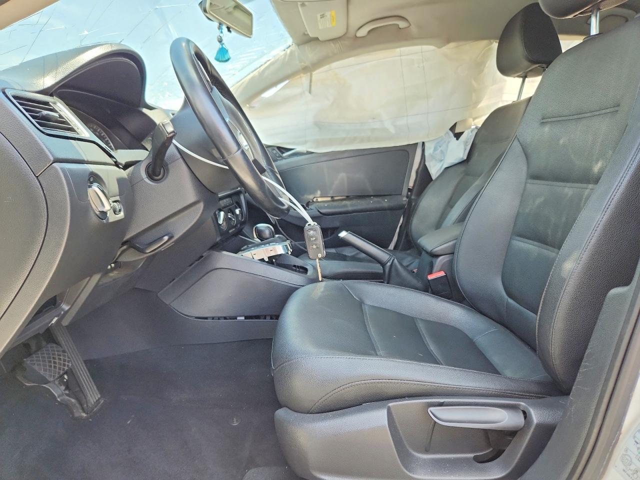 2012 Volkswagen Jetta Se White vin: 3VWDP7AJ4CM076767