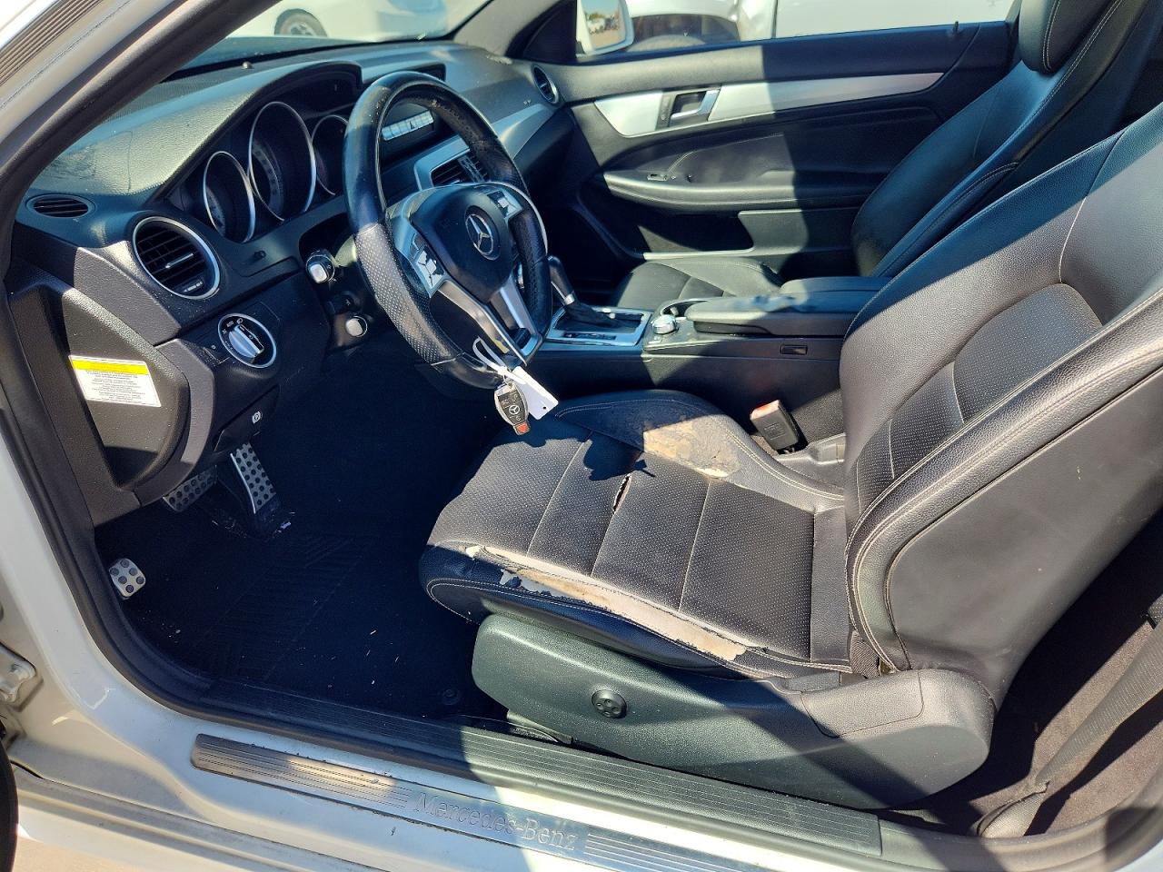 2014 Mercedes-benz C 250 White vin: WDDGJ4HB2EG295406