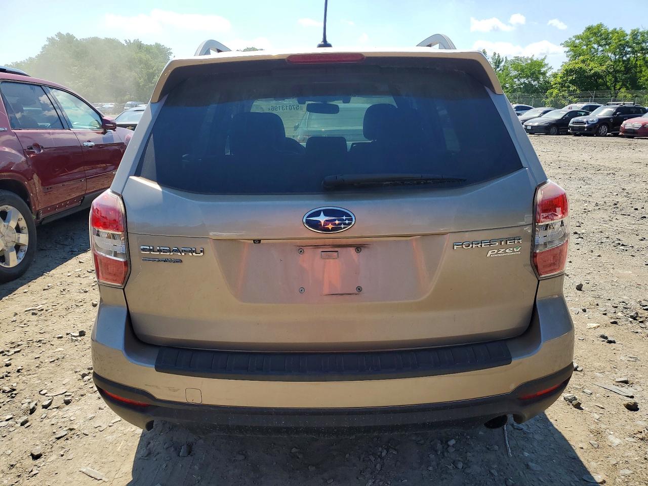 2015 Subaru Forester 2.5i Touring Brown vin: JF2SJAWC1FH461314