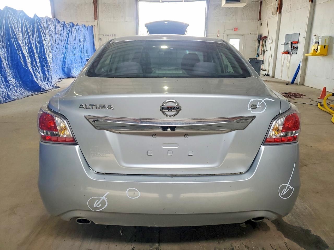 2015 Nissan Altima 2.5 S Silver vin: 1N4AL3AP1FN390634