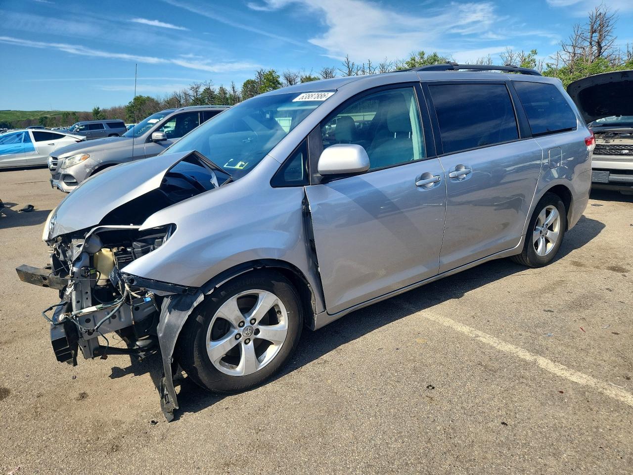 2012 Toyota Sienna Le Silver vin: 5TDKK3DC3CS197742