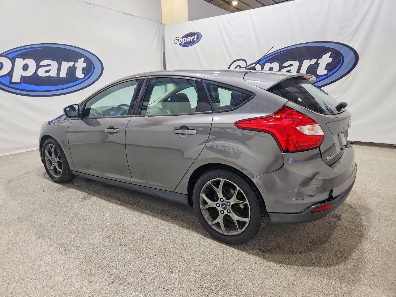 2013 Ford Focus Se Угольный vin: 1FADP3K24DL270484