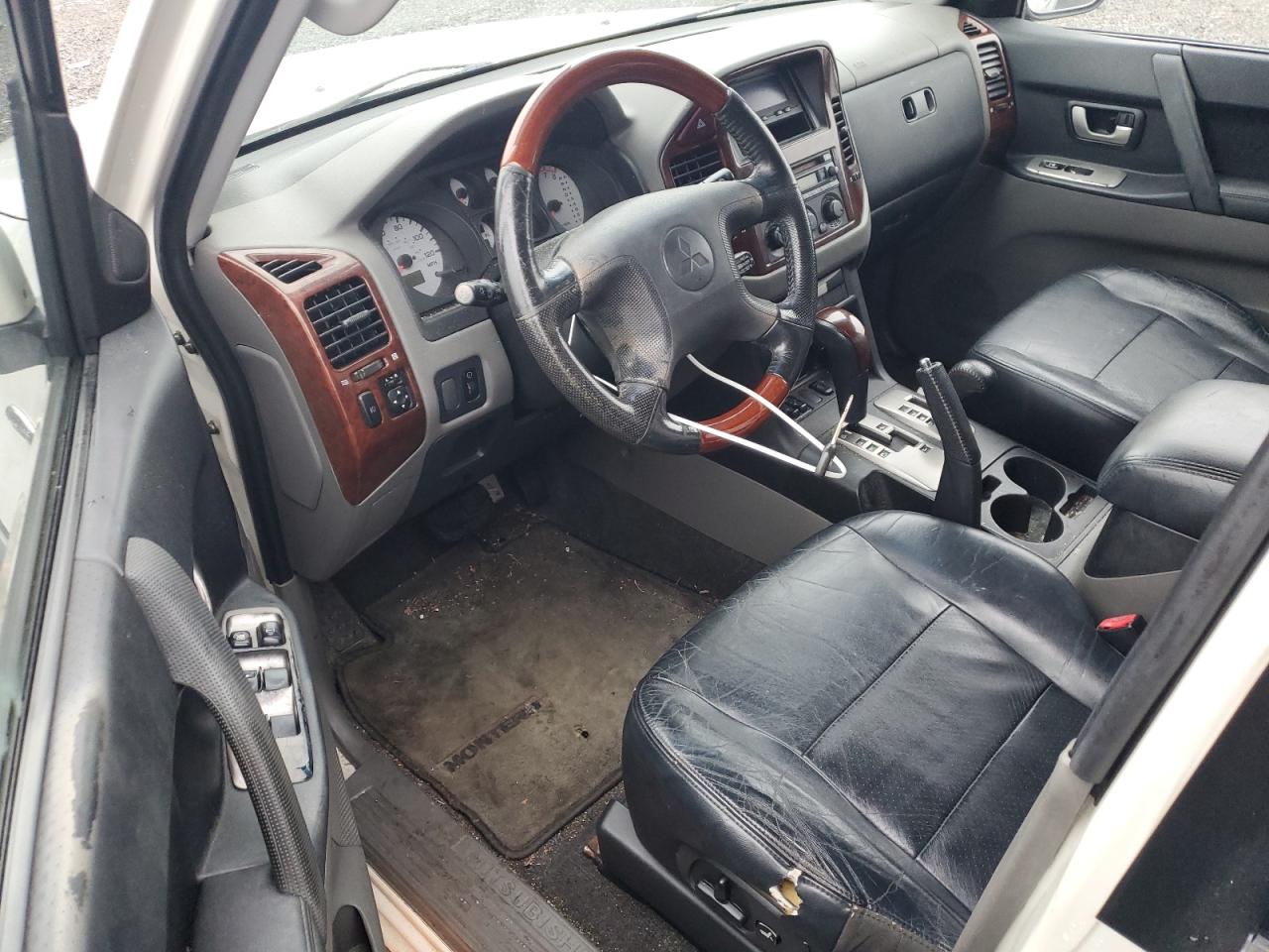 2006 Mitsubishi Montero Limited White vin: JA4MW51S56J003146